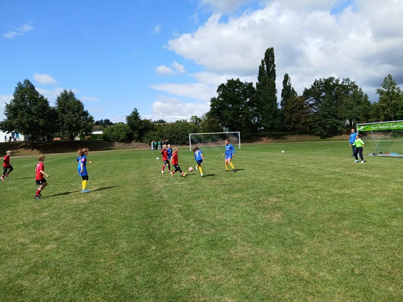 Unsere E3-Juniorinnen beim 1. Spieltag