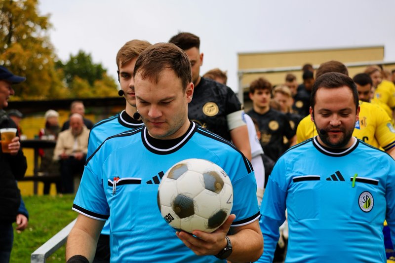 Doppelpack Riemer: 3:2-Heimsieg gegen Tapfer Leipzig