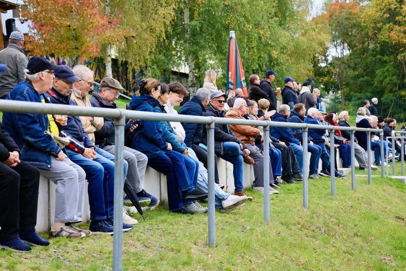 Doppelpack Riemer: 3:2-Heimsieg gegen Tapfer Leipzig